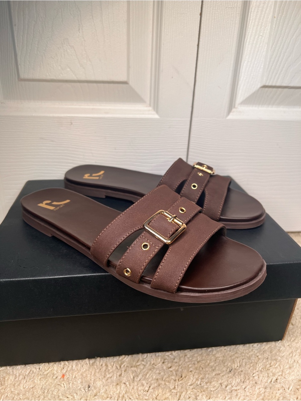 Report Brown Slide Sandals size 8